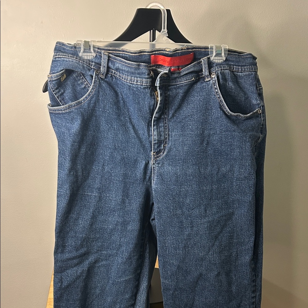 Gloria Vanderbilt Women's Straight Leg Blue Jeans